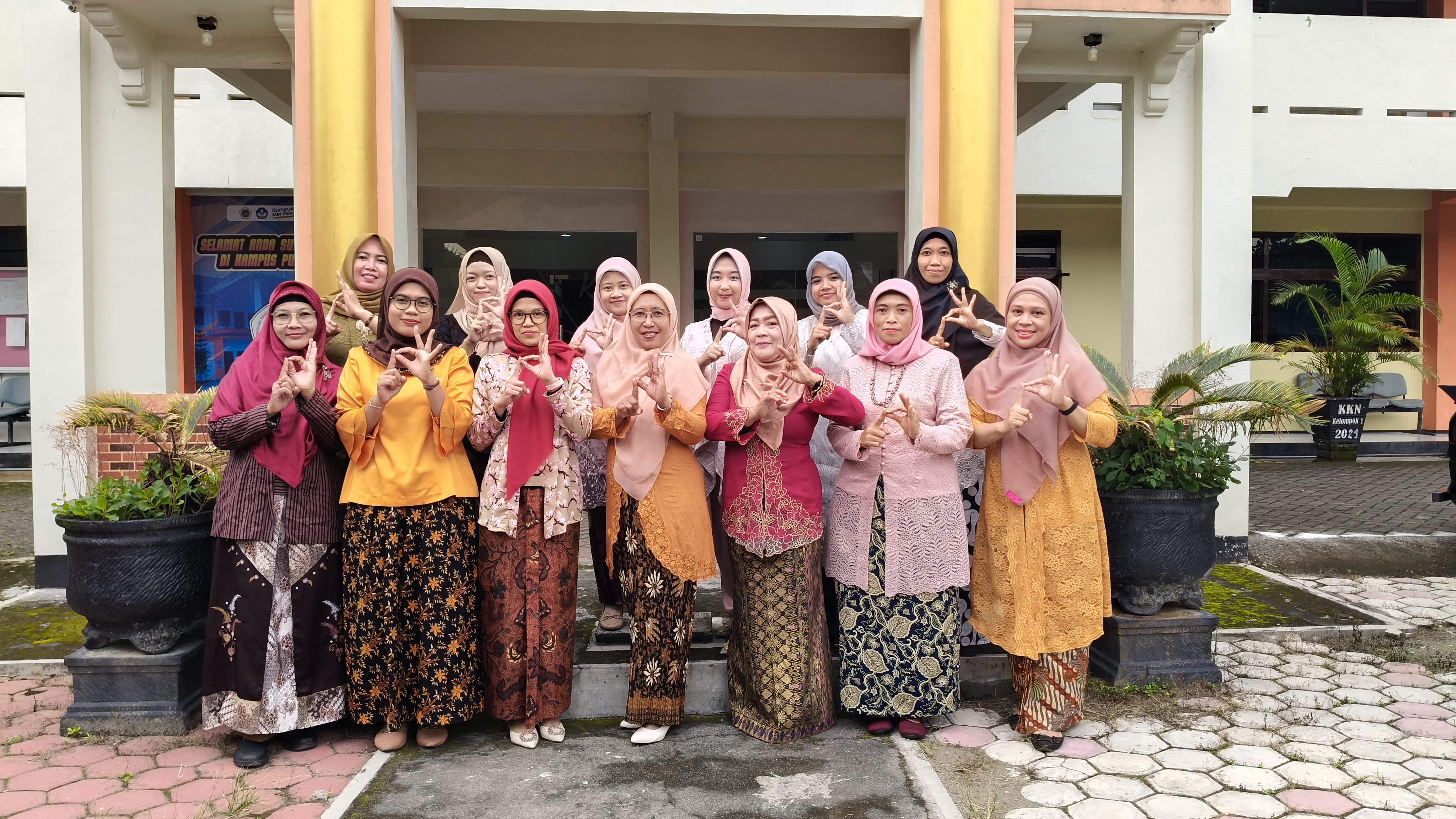 Kartini Kampus Pudaya STKIP PGRI Trenggalek