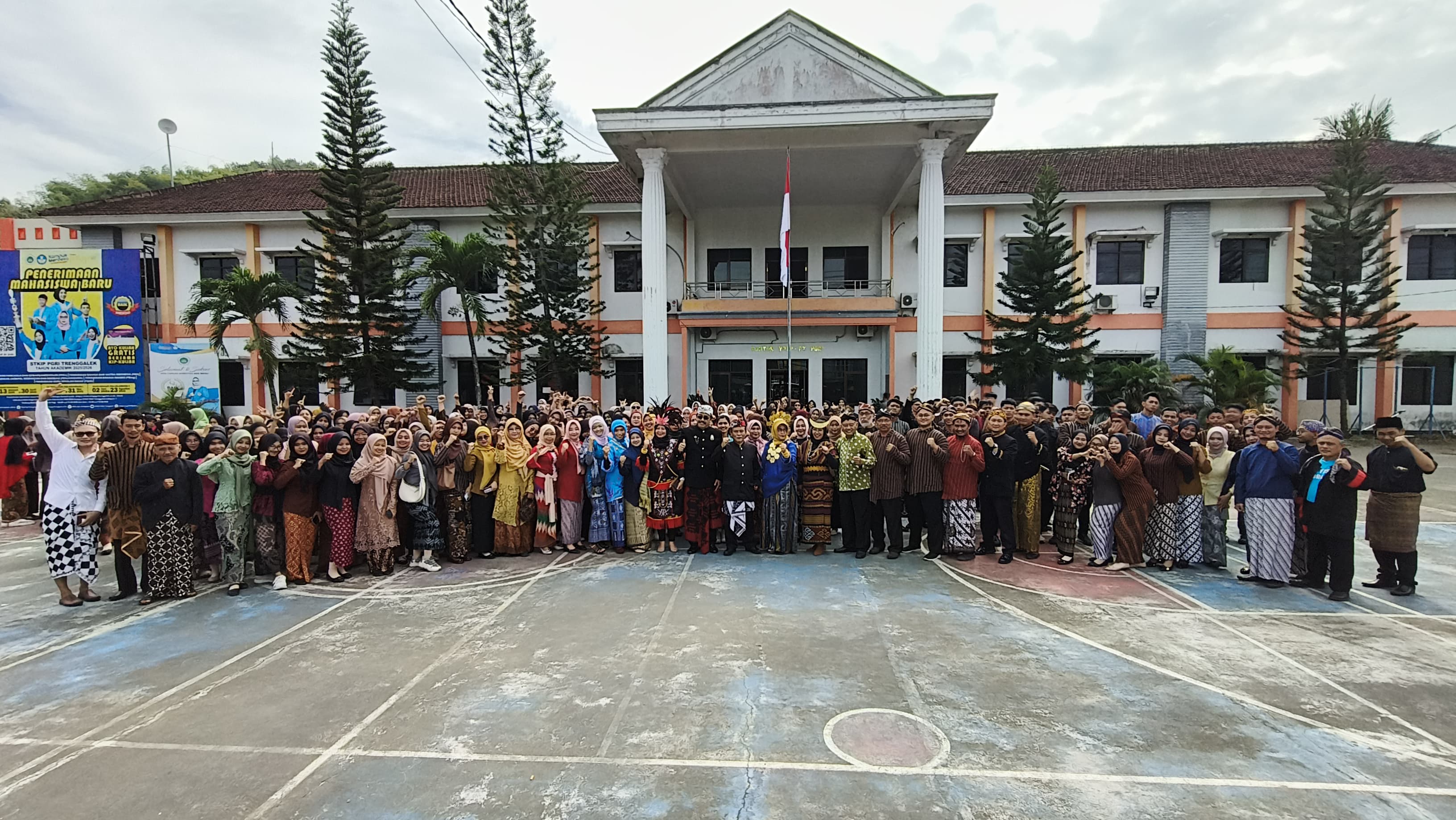 MOMENTUM HARDIKNAS ALA KAMPUS PUDAYA