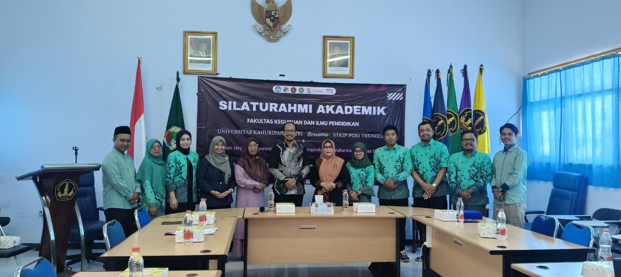 Silaturahmi Akademik STKIP PGRI Trenggalek bersama Universitas Kahuripan Kediri