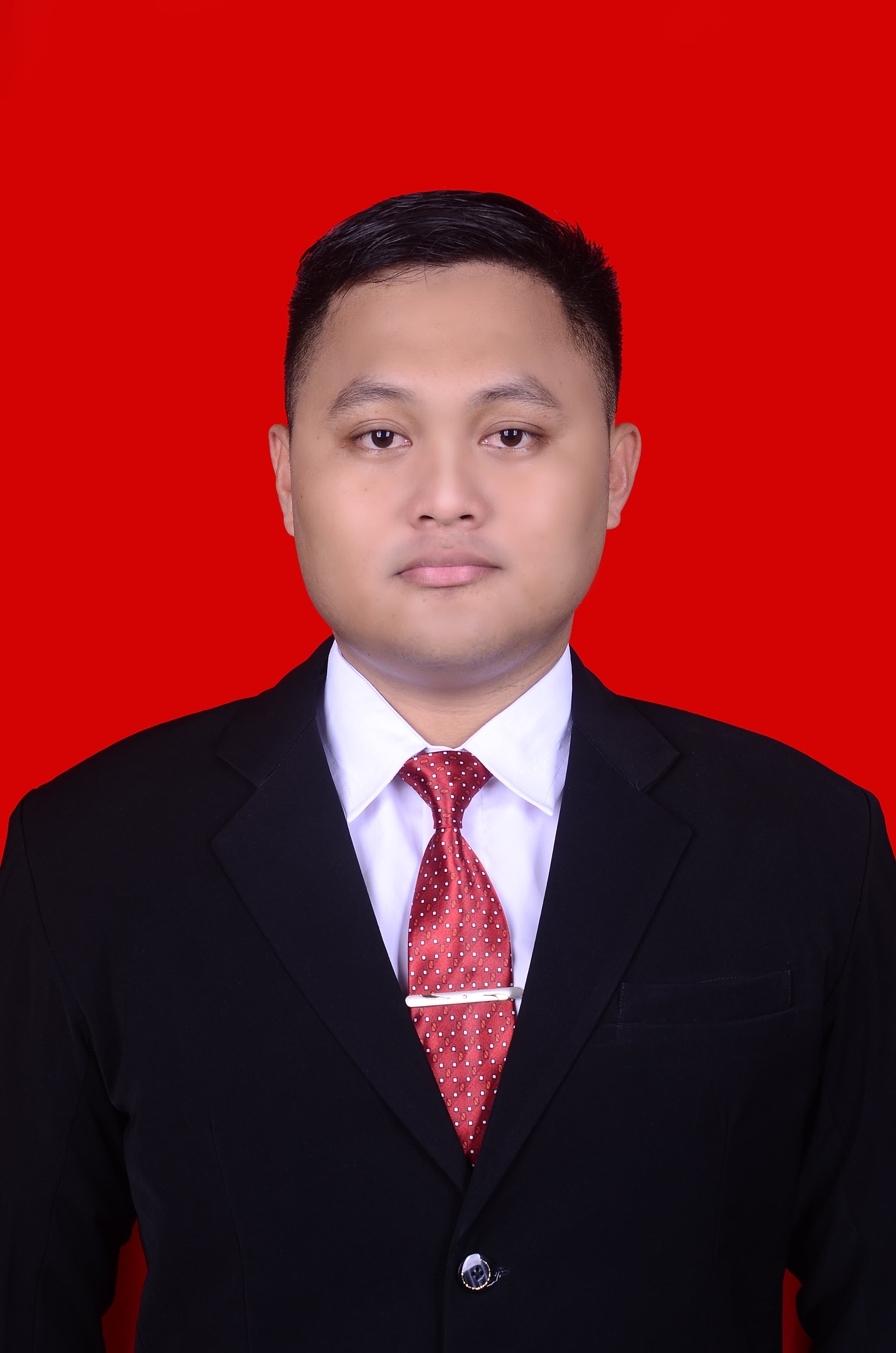 6. JUNIAN CAHYANTO WIBAWA, S.Or., M.Kes.